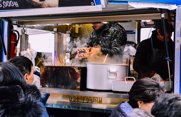 Wprowadzenie do świata mobilnej gastronomii: dlaczego kebab jest dobrym wyborem?