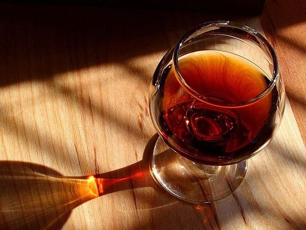 Jak wybrać idealny koniak? Wskazówki dla początkujących